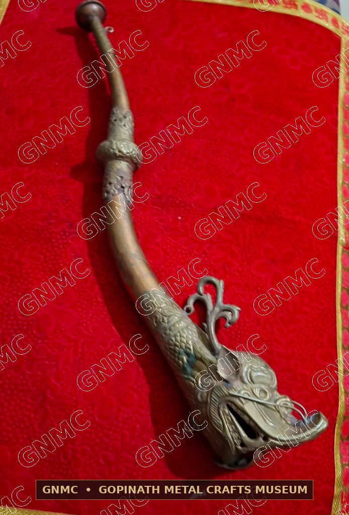 Historic Copper Bira Kahali Royal Battle Trumpet with Makara Bell