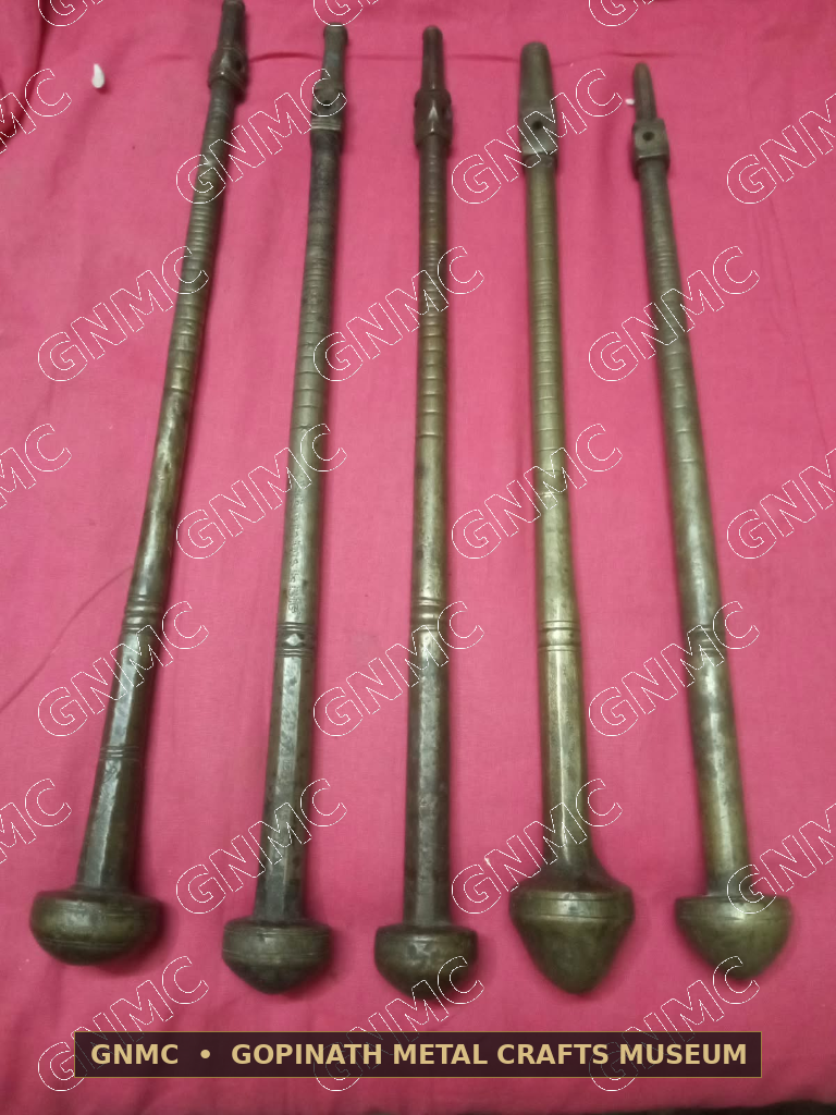 British Colonial Period 200-Year-Old Brass Steelyard Balance (Bisa Dandi)