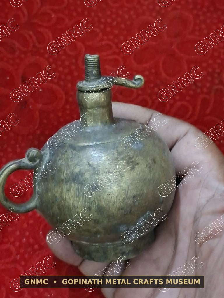 Century-Old Auspicious Coconut-Form Brass Kerosene Lamp (Nadia Dibi)