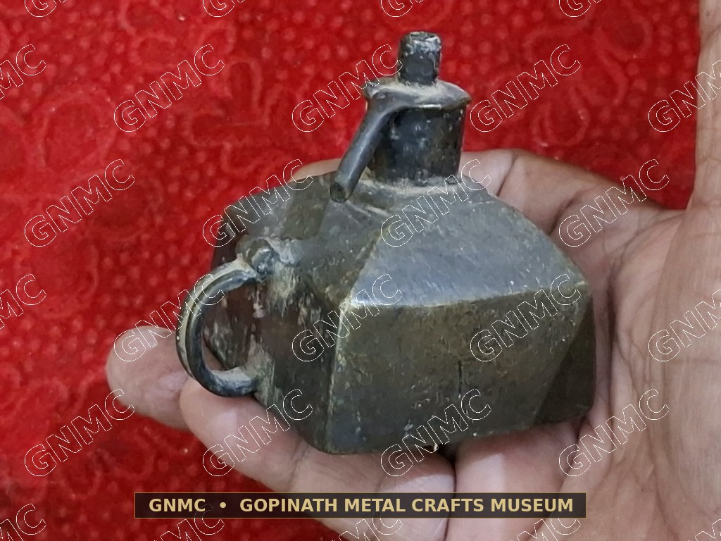 Century-Old Architectural Square-Pyramidal Brass Kerosene Lamp (Dibi)
