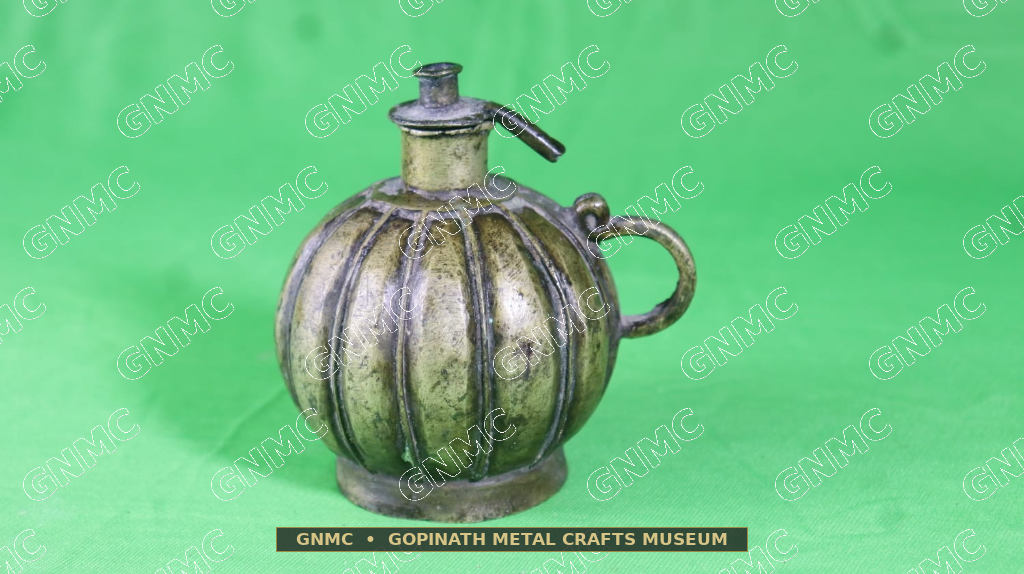 Century-Old Fluted Pumpkin-Form Brass Domestic Kerosene Lamp